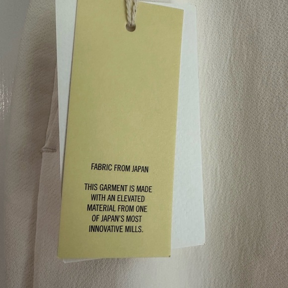 Chic, high-waisted ivory pencil skirt - Picture 3 of 4